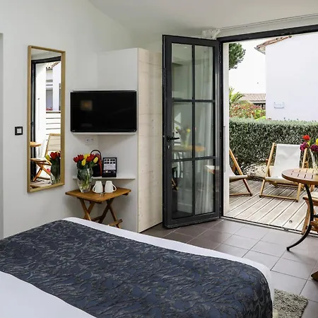 Hotel Les Vignes De La Chapelle, 