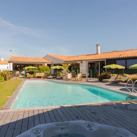 Hotel Les Vignes De La Chapelle, 