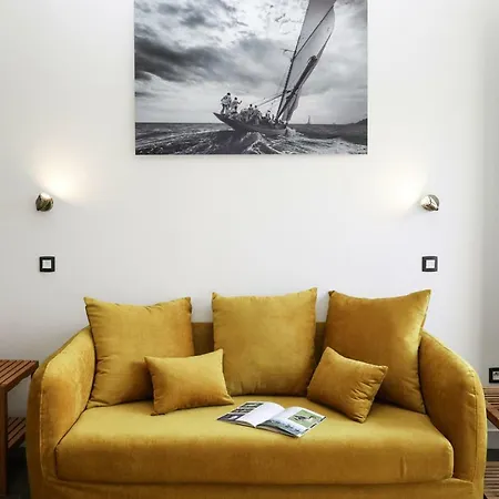 Hotel Les Vignes De La Chapelle, 