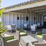 Les Vignes De La Chapelle, The Originals Relais Hotel