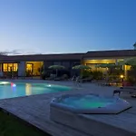 Hotel Les Vignes De La Chapelle, 