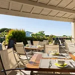 Hotel Les Vignes De La Chapelle, 