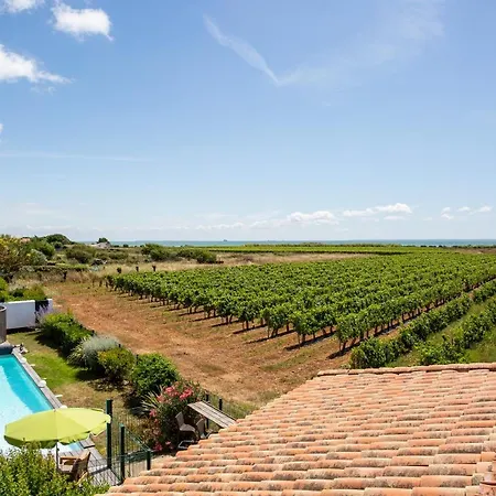 Les Vignes De La Chapelle, The Originals Relais Hotel 4*
