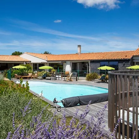 Hotel Les Vignes De La Chapelle, The Originals Relais 4*
