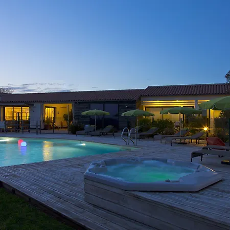 Hotel Les Vignes De La Chapelle, The Originals Relais