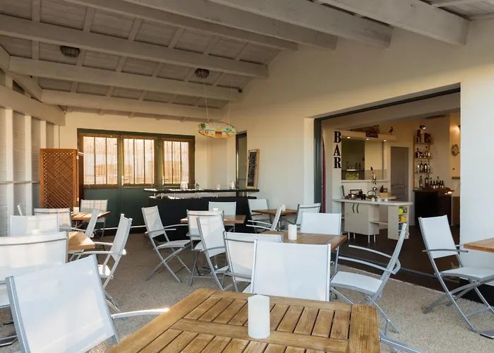 Hotel Les Vignes De La Chapelle, 